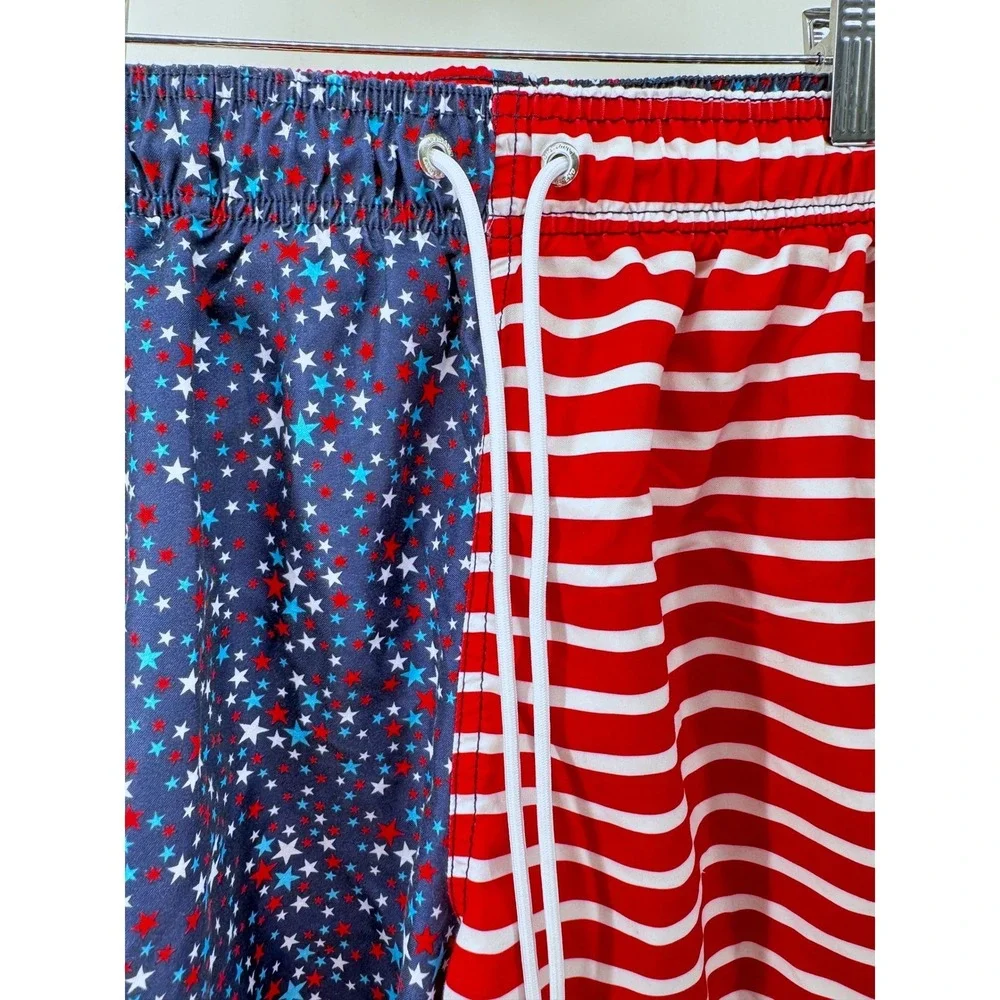 Lands' End Swim Trunks Mens Medium Red White‎ Blue USA Patriotic Stars Stripes